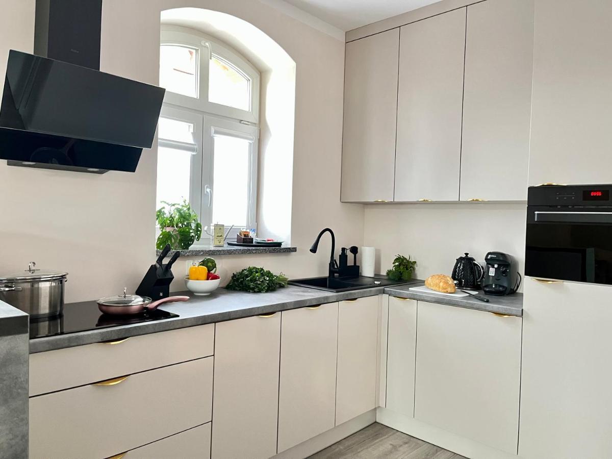 Apartamenty Lemon Pepper Jelenia Góra Buitenkant foto